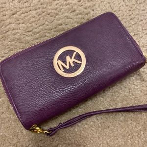 Michael Kors Wristlet Wallet